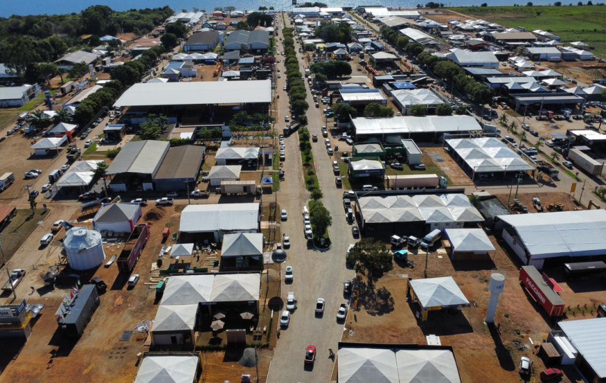 Fapto participa da Agrotins 2026 com apresentação do InovaFapto e assinatura de parceria técnica com a Secihd