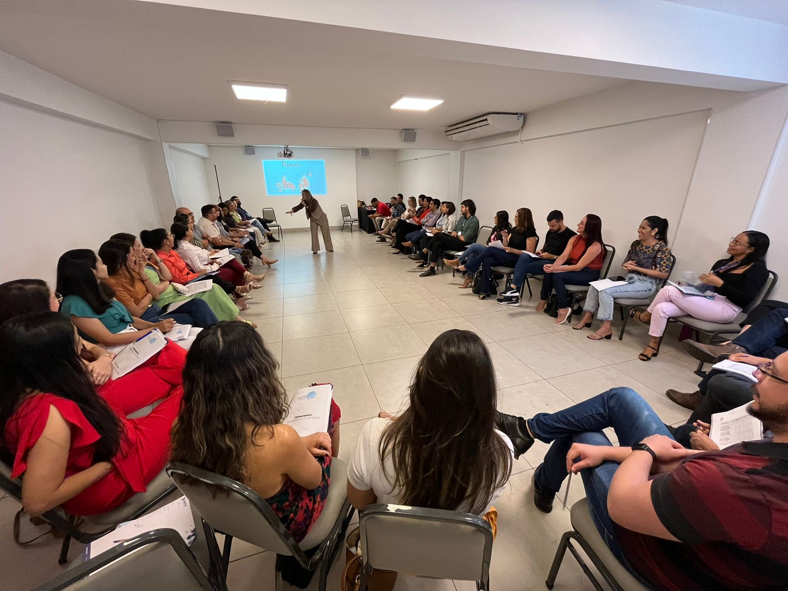 Colaboradores da Fapto participam de Treinamento sobre Liderança e inteligência emocional